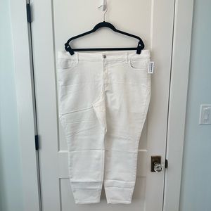 Old Navy NWT White High Rise Supper Skinny jeans